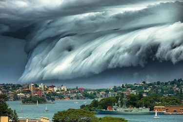 Image de la tempête qui a frappé Sydney ce vendredi.