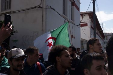 Les Algériens sont toujours dans la rue, le 10 avril 2019. 