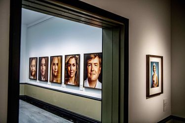 Portraits de la famille royale des Pays-Bas par Erwin Olaf, exposés à La Haye le 15 février 2019
