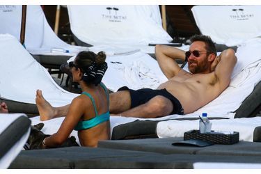 David Guetta et Jessica Ledon sur une plage de Miami, le 9 mars 2019