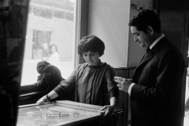 Agnès Varda et Jacques Demy au Festival de Cannes en 1962. La réalisatrice présente alors son film &quot;Cléo de 5 à 7&quot;.
