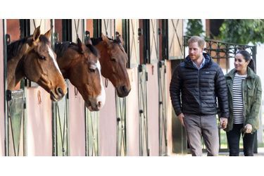 Le prince Harry et Meghan Markle en visite à la Fédération Royale Marocaine de Sports Equestres à Rabat, le 25 février 2019 