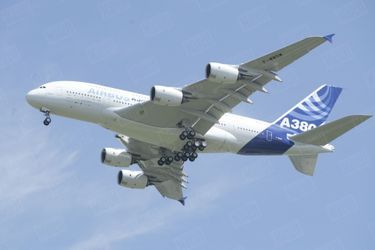 Le premier vol de l'Airbus A380.