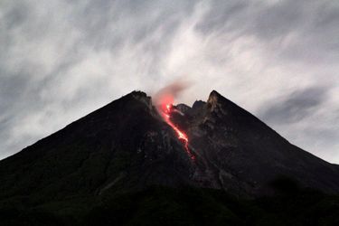 Le volcan Merapi sur l&#039;île de Java, le 4 février 2019.