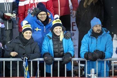 La princesse Mette-Marit et le prince Haakon de Norvège avec la princesse Victoria et le prince Daniel de Suède aux Mondiaux de ski alpin à Are, le 8 février 2019
