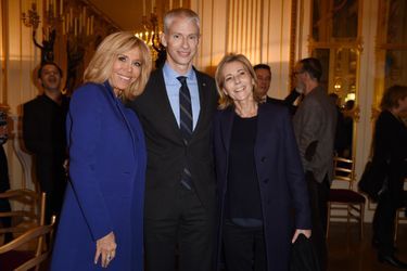 Brigitte Macron, Franck Riester et Claire Chazal. 