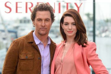 Anne Hathaway et Matthew McConaughey à la première de &quot;Serenity&quot; à Los Angeles, vendredi 11 janvier