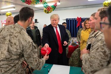 Donald et Melania Trump sur la base aérienne Al-Asad, en Irak, le 26 décembre 2018.