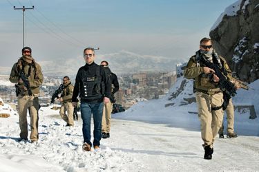 Samedi 5 janvier, sur les hauteurs de la capitale afghane avec escorte du Raid, gilet pare-balles. 