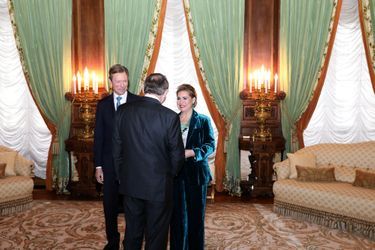 La grande-duchesse Maria Teresa et le grand-duc Henri de Luxembourg avec Fernand Etgen, président de la Chambre des députés, à Luxembourg le 8 janvier 2019