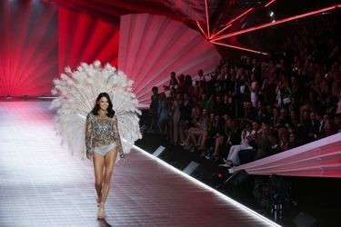 Adriana Lima au Victoria's Secret Fashion Show 2018, à New York, jeudi 8 novembre