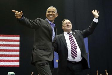 Barack Obama et Joe Donnelly à Gary, dans l'Indiana, le 4 novembre 2018.