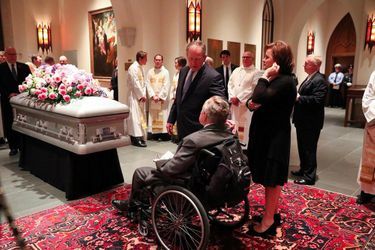 George H W Bush avant les funérailles de sa femme Barbara Bush a Houston en avril 2018