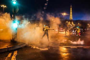 A Paris, lors de la manifestation des &quot;gilets jaunes&quot;, le 22 décembre 2018.