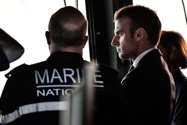 Emmanuel Macron à bord du porte-avions Charles de Gaulle mercredi