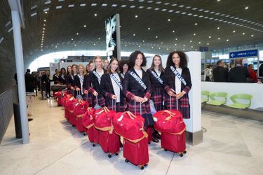 Mardi 20 novembre, les trente candidates au concours Miss France ont pris l’avion direction l’île Maurice pour une semaine de préparation.