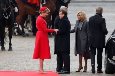 La reine Mathilde et le roi des Belges Philippe accueillent Emmanuel et Brigitte Macron à Bruxelles, le 19 novembre 2018
