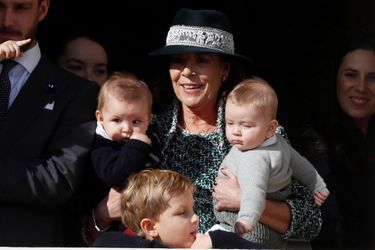 La princesse Caroline de Hanovre avec Maximilian, Sacha et Francesco Casiraghi à Monaco, le 19 novembre 2018
