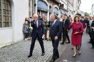 Le roi Carl XVI Gustaf de Suède et la reine Silvia avec François Bayrou à Pau, le 8 octobre 2018