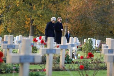 Au mémorial franco-britannique avec la Première ministre Theresa May. Thiepval (Somme), le 9 novembre.