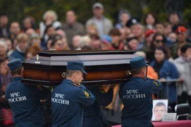 Hommage aux 20 victimes de la tuerie du collège de Kirtch, le 19 octobre 2018