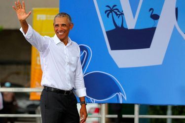 Devant des Floridiens venus en voiture à Miami pour un meeting en format "drive-in", Barack Obama a reproché au milliardaire républicain Donald Trump de ne toujours pas avoir de plan pour combattre le coronavirus.