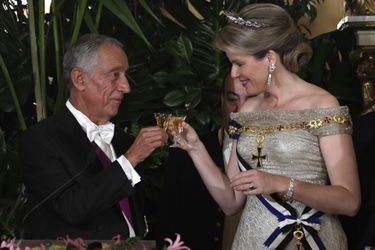 La reine des Belges Mathilde le président portugais Marcelo Rebelo de Sousa à Lisbonne, le 22 octobre 2018