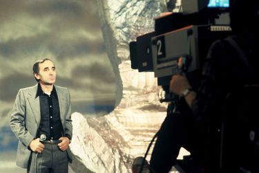 Charles Aznavour à la télévision en 1978. 
