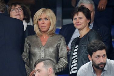 Brigitte Macron et Roxana Maracineanu dimanche au stade de France. 