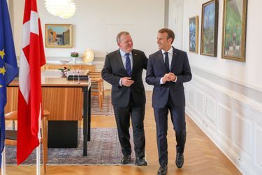 Emmanuel Macron reçu au château de Christiansborg à l'invitation du Premier ministre danois Lars Lokke Rasmussen.