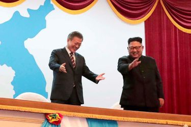 Kim Jong-un et Moon Jae-in à Pyongyang, le 18 septembre 2018.
