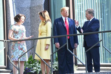 Donald et Melania Trump avec le président finlandais Sauli Niinisto et sa femme Jenni Haukio, à Helsinki, le 16 juillet 2018.