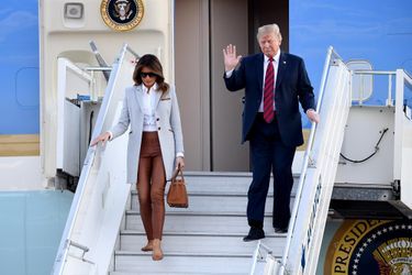 Melania et Donald Trump arrivant en Finlande, le 15 juillet 2018.