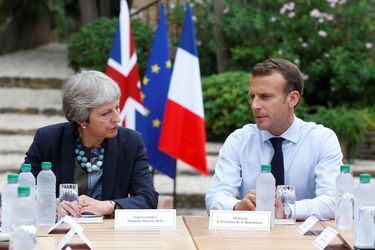 Emmanuel Macron et Theresa May