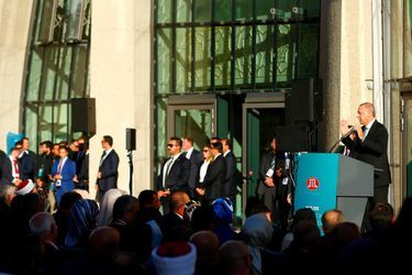 Recep Tayyip Erdogan a présidé l'inauguration d'une des plus grandes mosquées d'Europe à Cologne, le 29 septembre 2018.