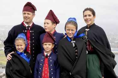La princesse Mary et le prince Frederik de Danemark avec leurs enfants aux îles Féroé, le 23 août 2018