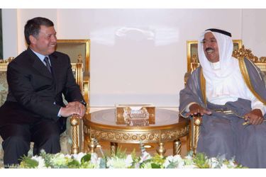 L&#039;émir du Koweït, le cheikh Sabah al-Ahmad al-Sabah, avec le roi Abdallah II de Jordanie à Koweït City, le 16 septembre 2008