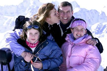 La princesse Beatrice d’York avec ses parents et sa soeur, le 18 février 2001