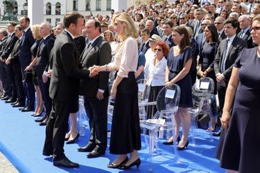 François Hollande, Julie Gayet, Nicolas Sarkozy Et Carla Bruni À La Cérémonie De L&#039;entrée Au Panthéon De Simone Veil   ( 15