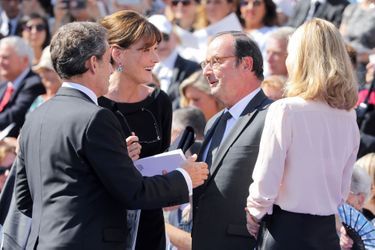 François Hollande, Julie Gayet, Nicolas Sarkozy Et Carla Bruni À La Cérémonie De L&#039;entrée Au Panthéon De Simone Veil   ( 3