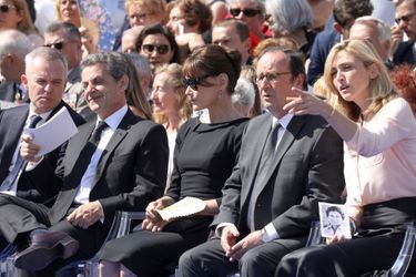 François Hollande, Julie Gayet, Nicolas Sarkozy Et Carla Bruni À La Cérémonie De L&#039;entrée Au Panthéon De Simone Veil   ( 4