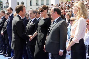 François Hollande, Julie Gayet, Nicolas Sarkozy Et Carla Bruni À La Cérémonie De L&#039;entrée Au Panthéon De Simone Veil   ( 8