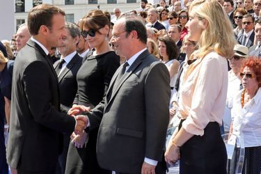 François Hollande, Julie Gayet, Nicolas Sarkozy Et Carla Bruni À La Cérémonie De L&#039;entrée Au Panthéon De Simone Veil   ( 9