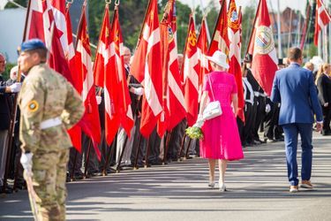 La Reine Margrethe II Du Danemark Dans Le Port De Haderslev Pour Ses Vacances D’été   ( 12