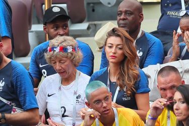 Rachel Legrain-Trapani et Nathalie, la mère de Benjamin Pavard, lors de la finale de la coupe du monde (France-Belgique) à Moscou le 15 juillet 2018