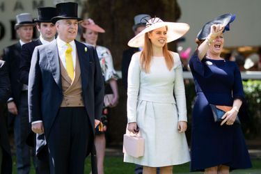 Sarah Ferguson avec le prince Andrew et la princesse Beatrice d'York au Royal Ascot, le 22 juin 2018