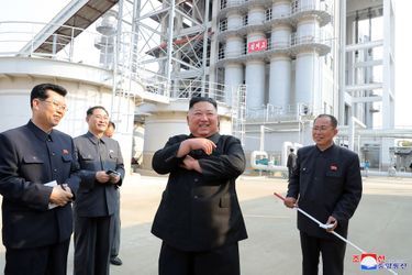 Kim Jong Un à Pyongan le 1er mai 2020, selon l'agence de presse gouvernementale de la Corée du Nord.