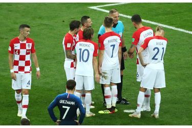 France Croatie : La Finale De La Coupe Du Monde De Football En Direct Et En Photos   ( 51