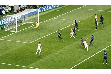 France Croatie : La Finale De La Coupe Du Monde De Football En Direct Et En Photos   ( 53