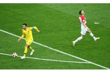 France Croatie : La Finale De La Coupe Du Monde De Football En Direct Et En Photos   ( 71
